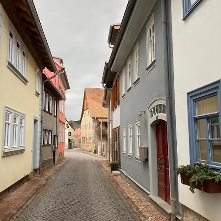 Altstadtwohnung Mit Flair, 2 Zimmer, Kueche, Bad, Kamin, 50 Qm Apartment
